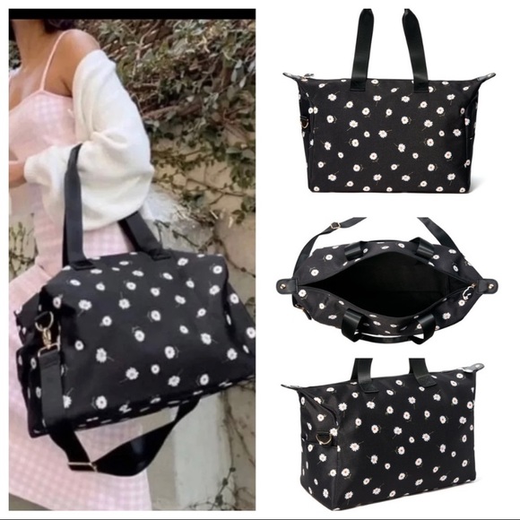 Daisy print duffle travel bag▪️ - Picture 9 of 16